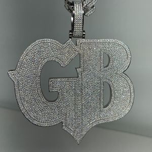 Costom made moissanite pendant